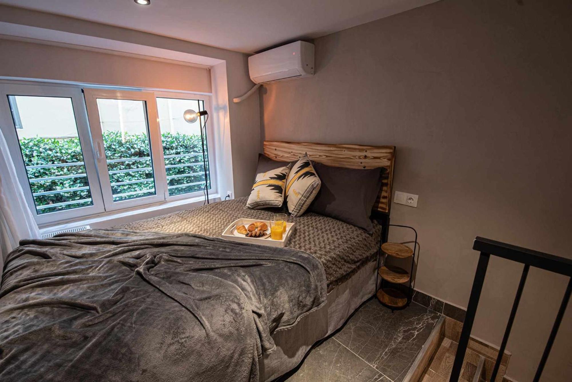 Namaste Lofts Near Seaside Apartman Szaloniki Kültér fotó